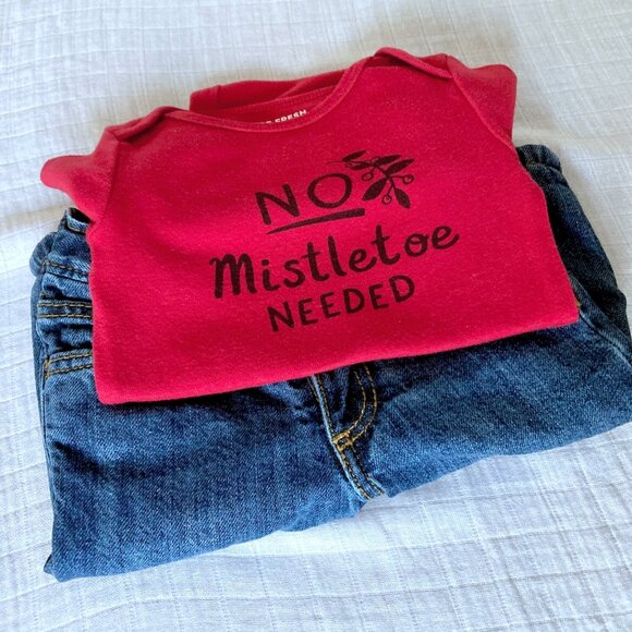 Baby Boy 6-12M Winter/Holiday/Christmas Outfit - Joe Fresh/Old Navy - Picture 5 of 11